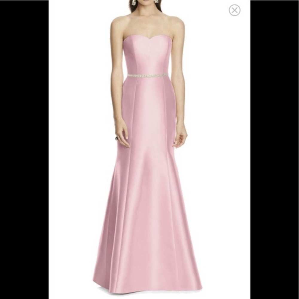Alfred Sung light pink/ rose trumpet gown